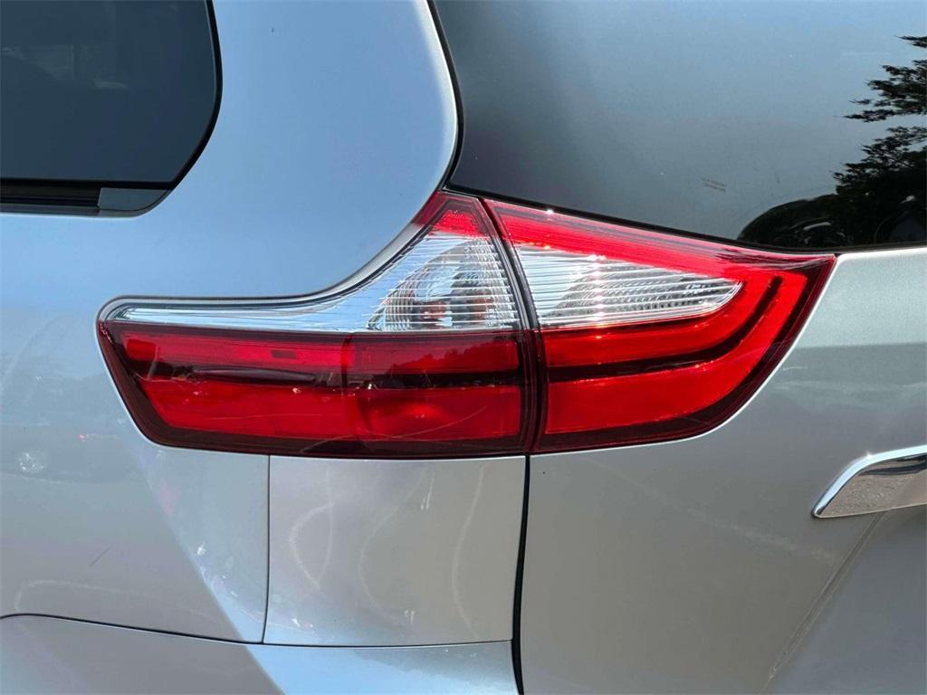used 2019 Toyota Sienna car, priced at $31,485