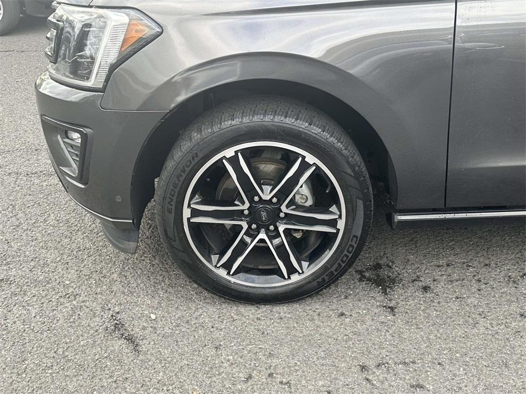 used 2020 Ford Expedition Max car, priced at $29,990