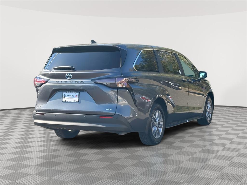 used 2025 Toyota Sienna car, priced at $45,437
