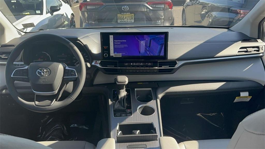 used 2025 Toyota Sienna car, priced at $45,437