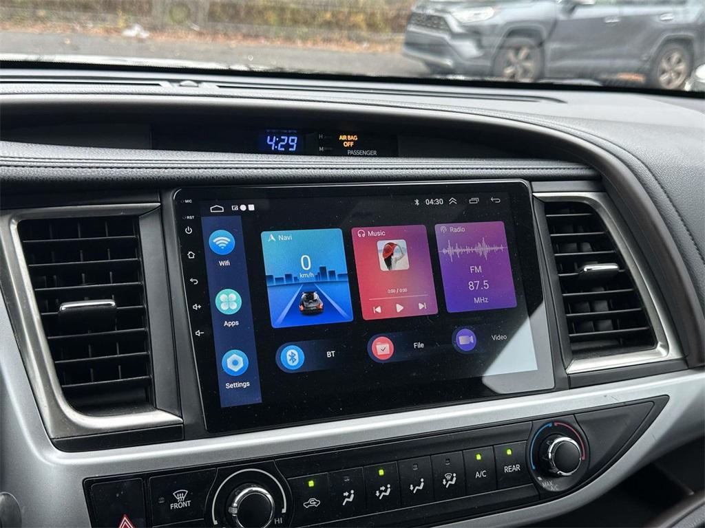 used 2019 Toyota Highlander car, priced at $15,921