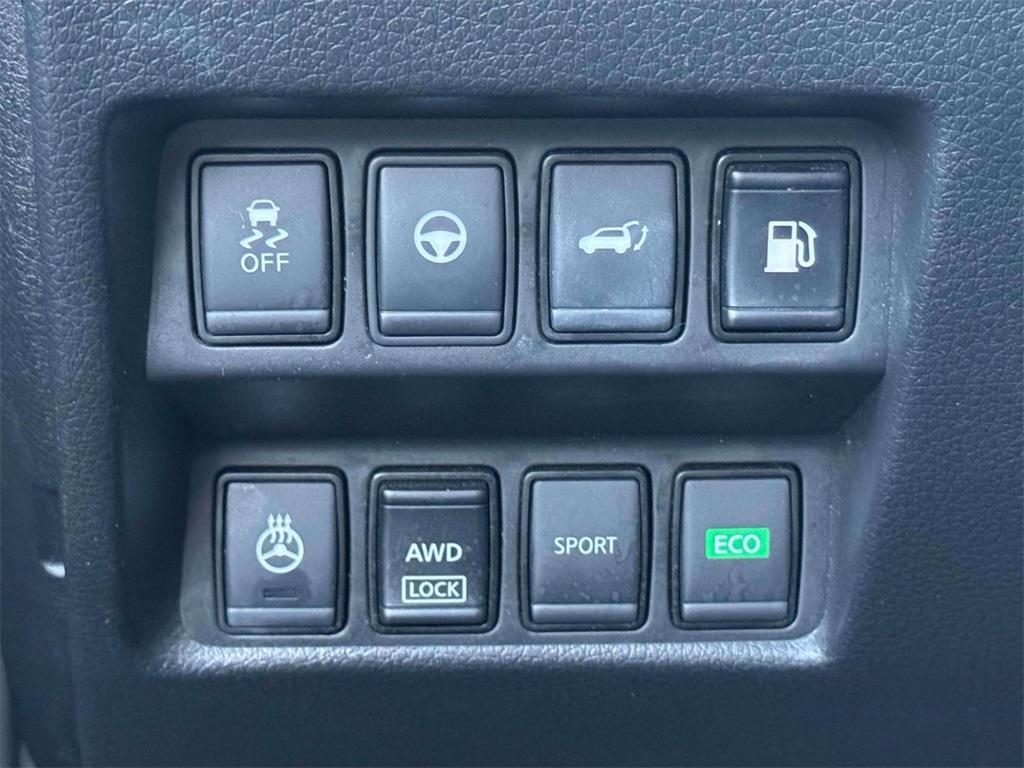 used 2020 Nissan Rogue car, priced at $16,259