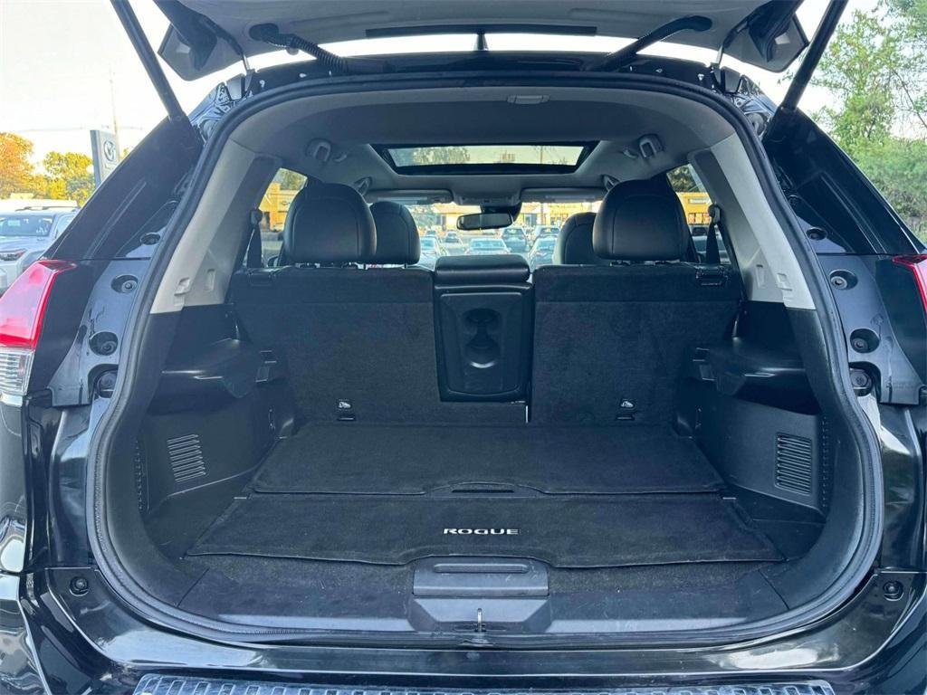 used 2020 Nissan Rogue car, priced at $16,259