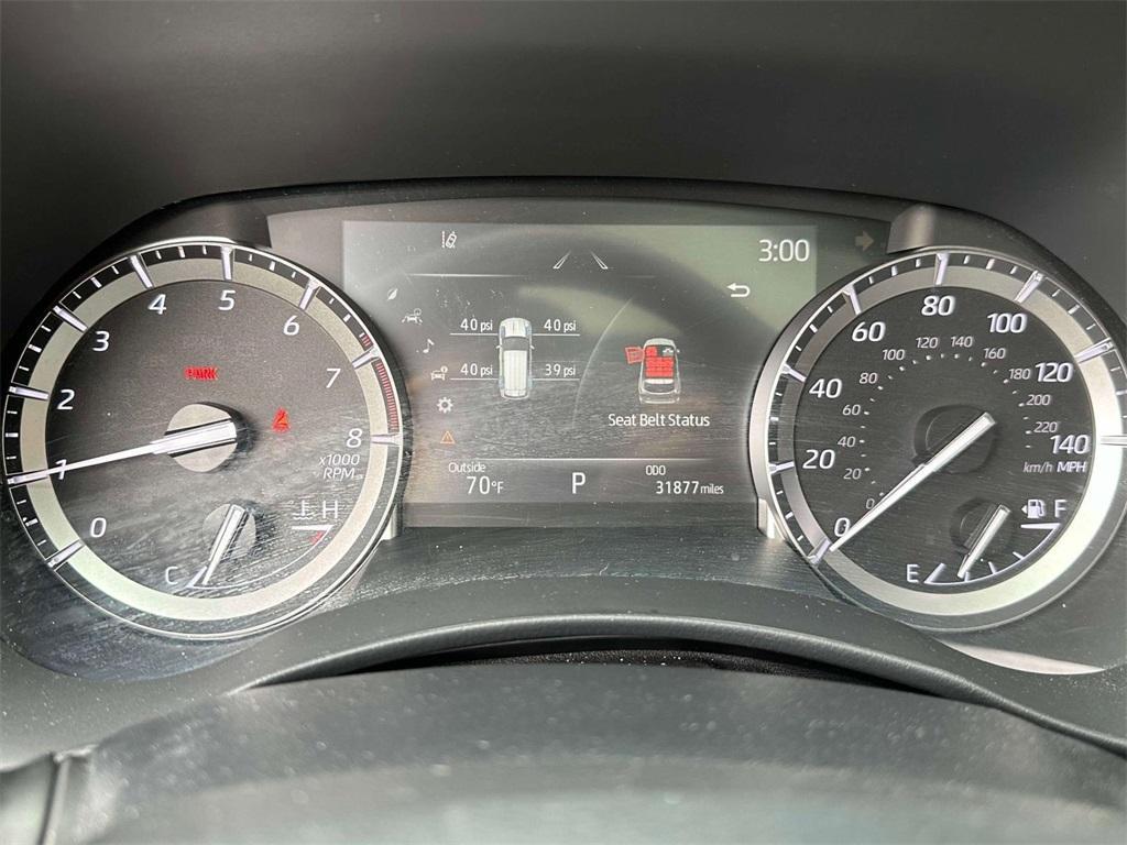 used 2022 Toyota Highlander car, priced at $37,750