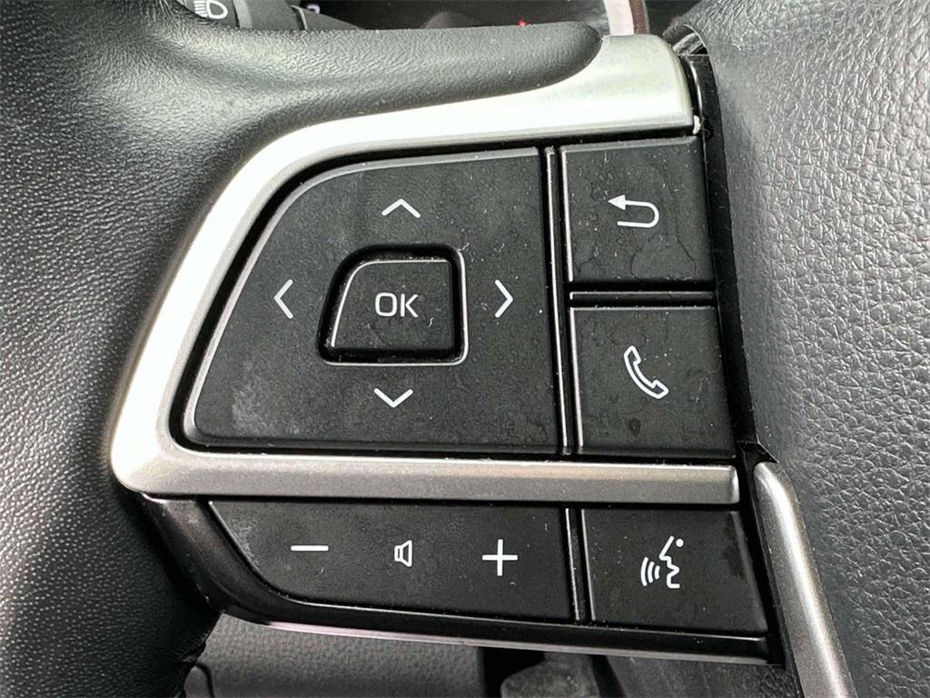 used 2022 Toyota Highlander car, priced at $37,750