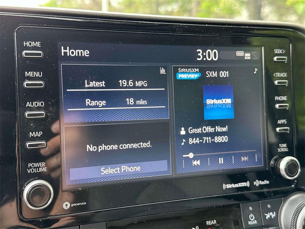used 2022 Toyota Highlander car, priced at $37,750
