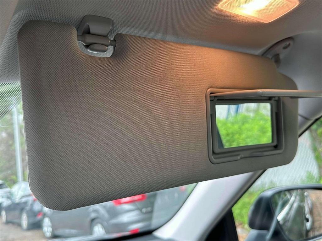used 2022 Toyota Highlander car, priced at $37,750