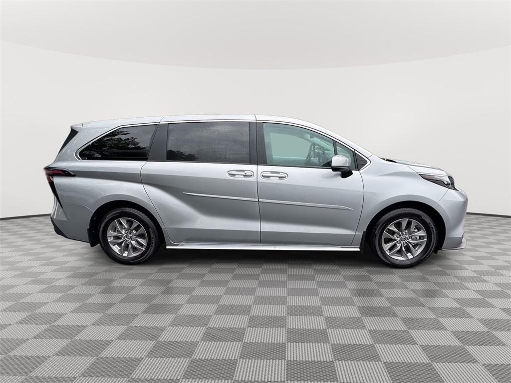 used 2025 Toyota Sienna car, priced at $44,954