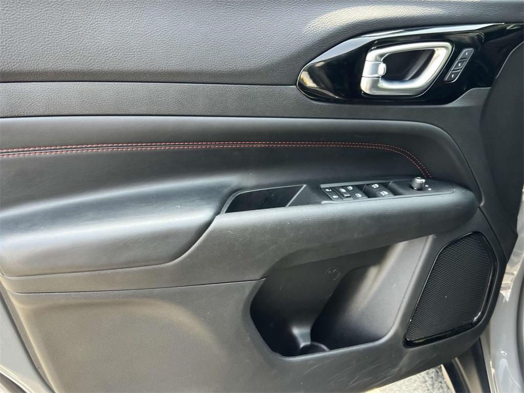 used 2022 Jeep Compass car, priced at $24,350