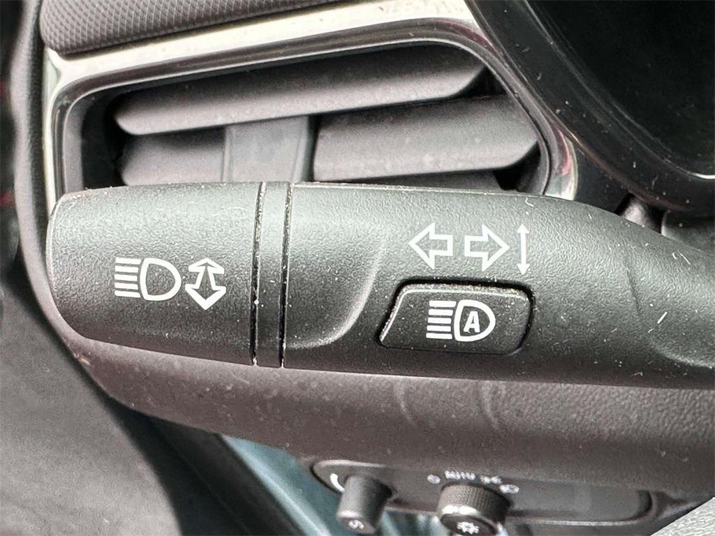 used 2022 Chevrolet Equinox car, priced at $21,500
