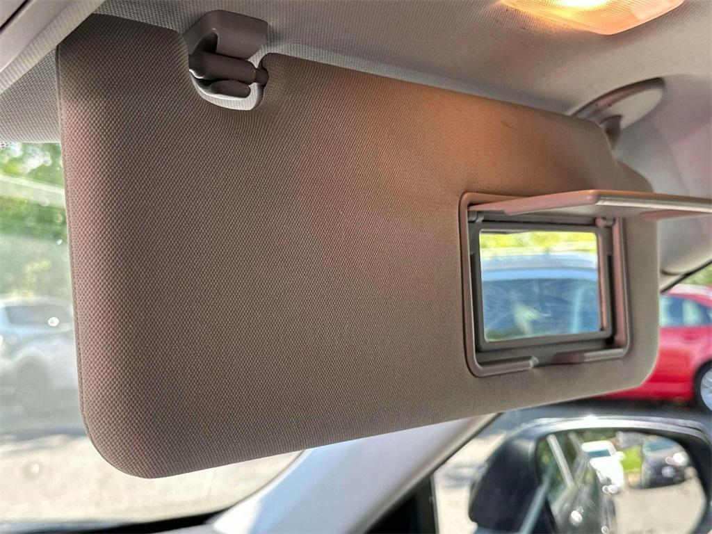 used 2020 Toyota Highlander car, priced at $23,850