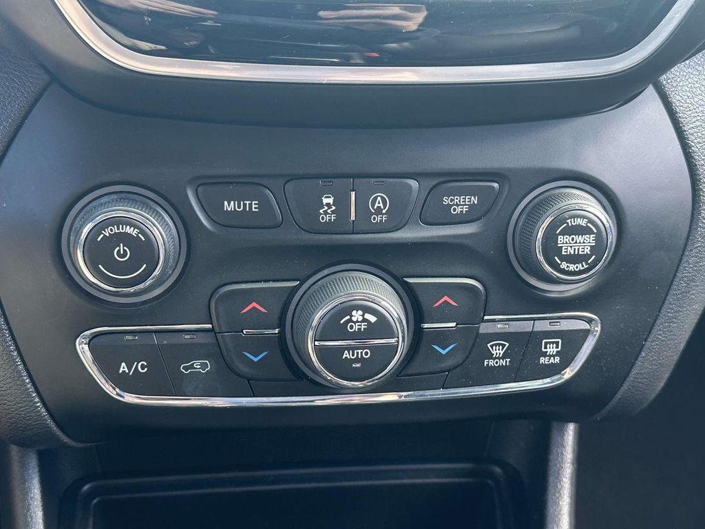 used 2019 Jeep Cherokee car, priced at $12,758