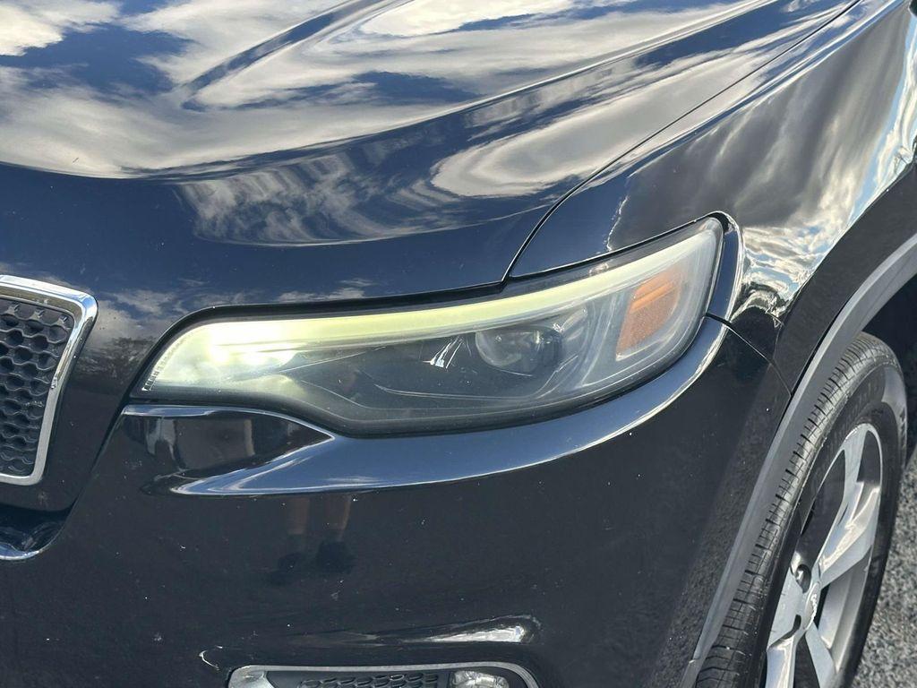 used 2019 Jeep Cherokee car, priced at $12,758