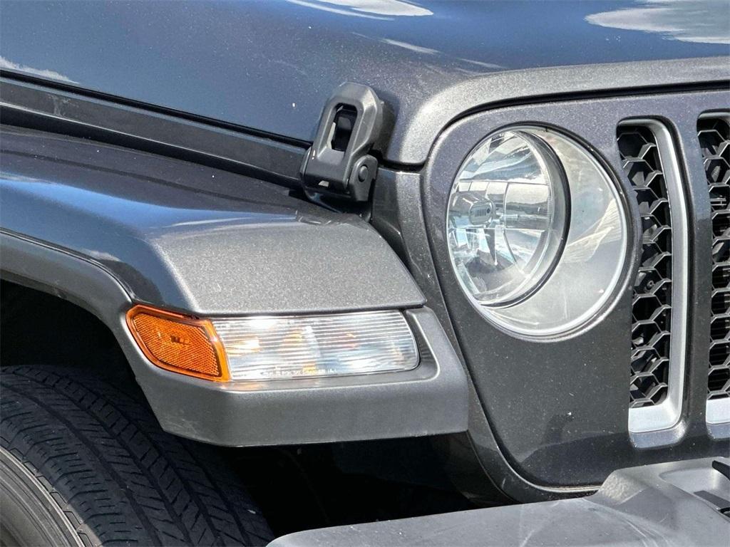 used 2022 Jeep Gladiator car, priced at $31,443