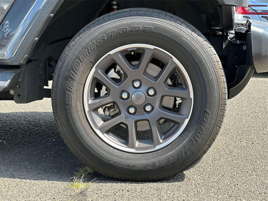 used 2022 Jeep Gladiator car, priced at $31,443