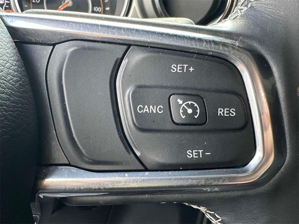 used 2022 Jeep Gladiator car, priced at $31,443