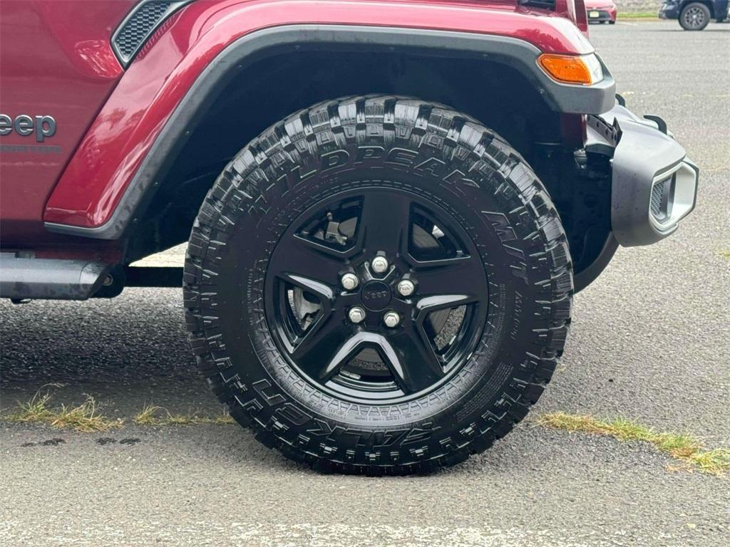 used 2021 Jeep Gladiator car, priced at $28,981