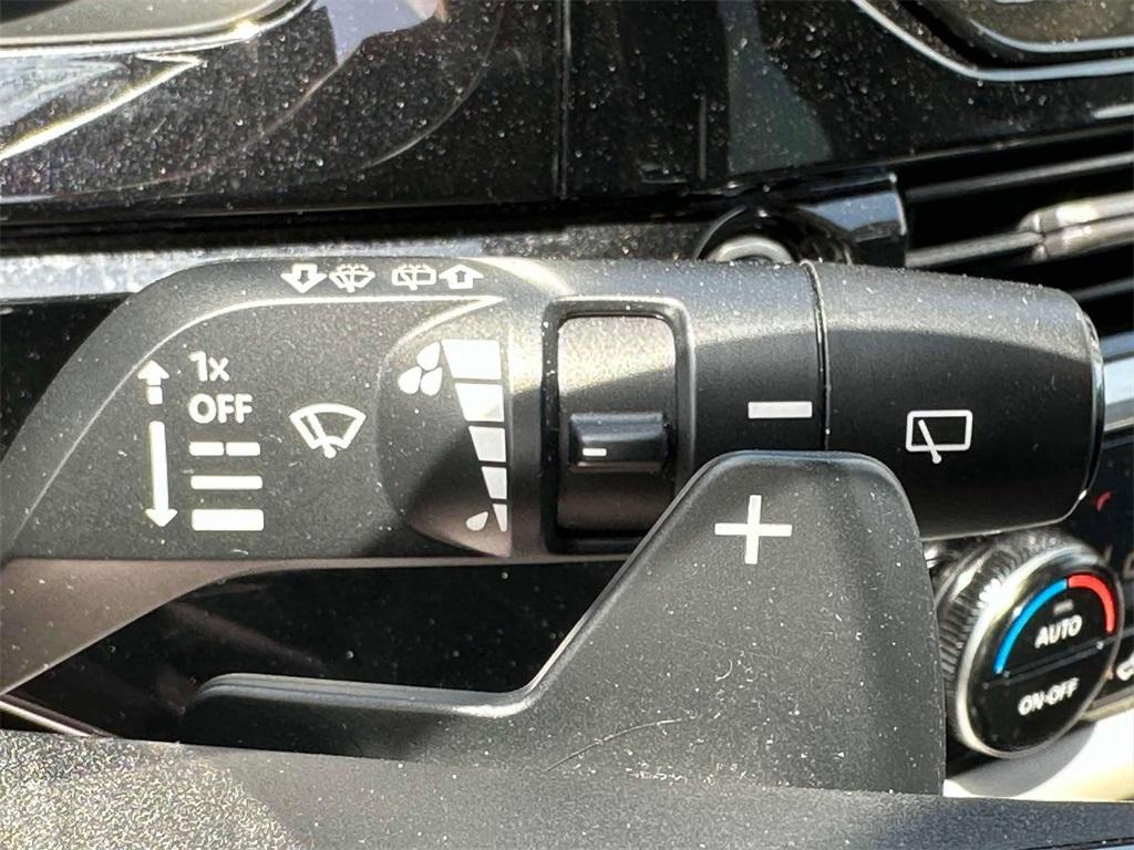 used 2022 Nissan Pathfinder car, priced at $23,939