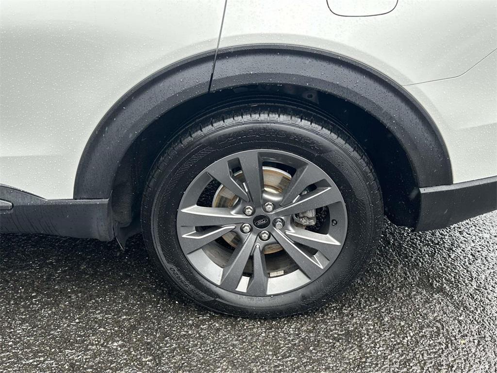 used 2021 Ford Explorer car, priced at $20,496