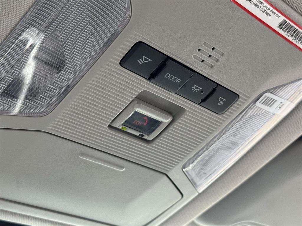 used 2022 Toyota RAV4 Hybrid car, priced at $26,274
