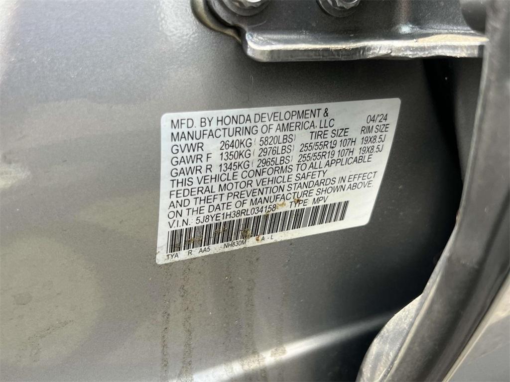 used 2024 Acura MDX car, priced at $46,421