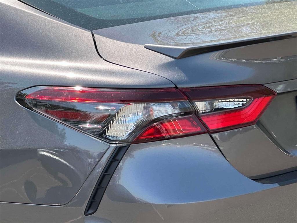 used 2022 Toyota Camry Hybrid car, priced at $28,664
