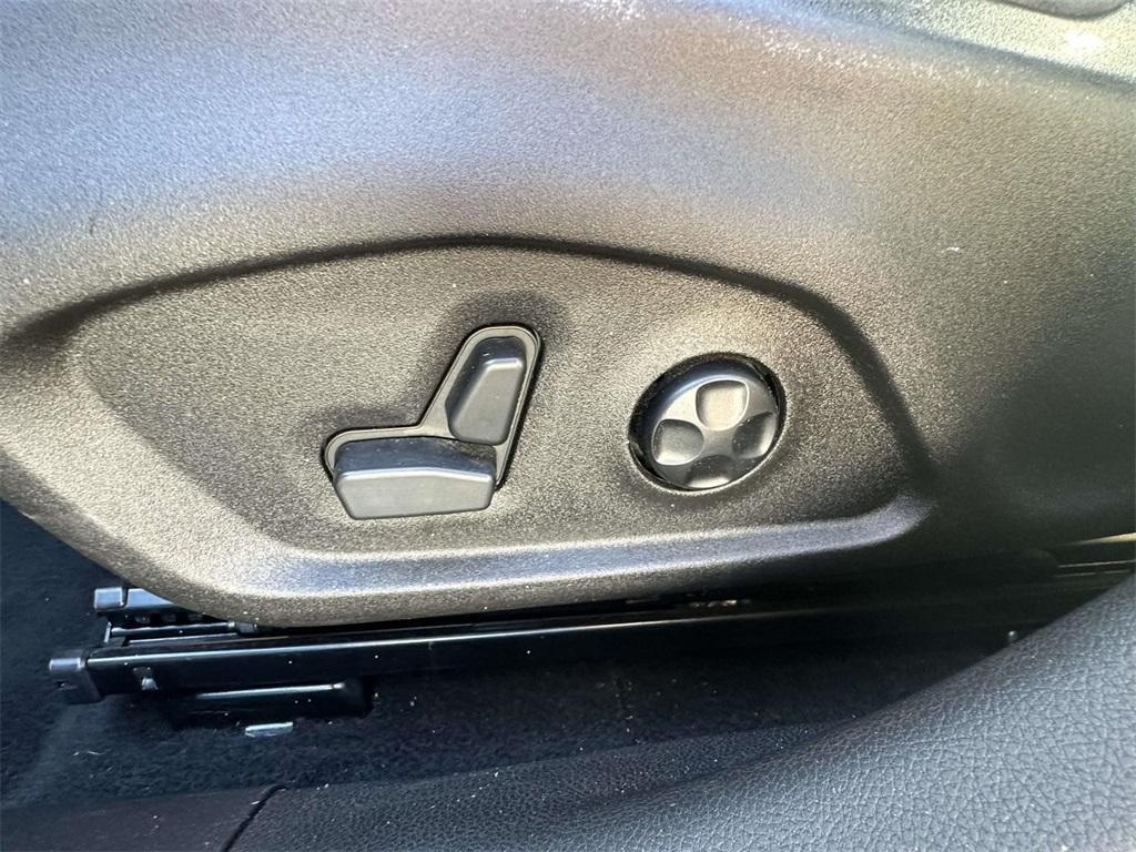 used 2017 Jeep Renegade car, priced at $15,159