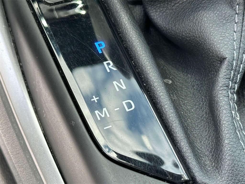 used 2022 Toyota Highlander car, priced at $37,776
