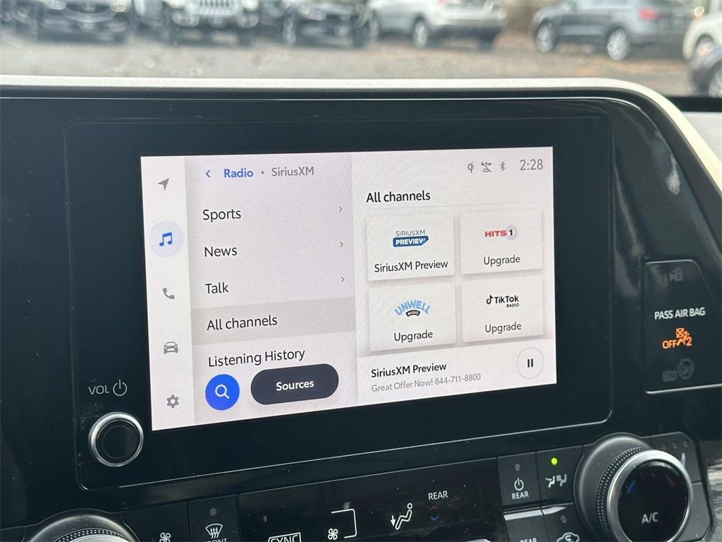 used 2023 Toyota Highlander car, priced at $34,969