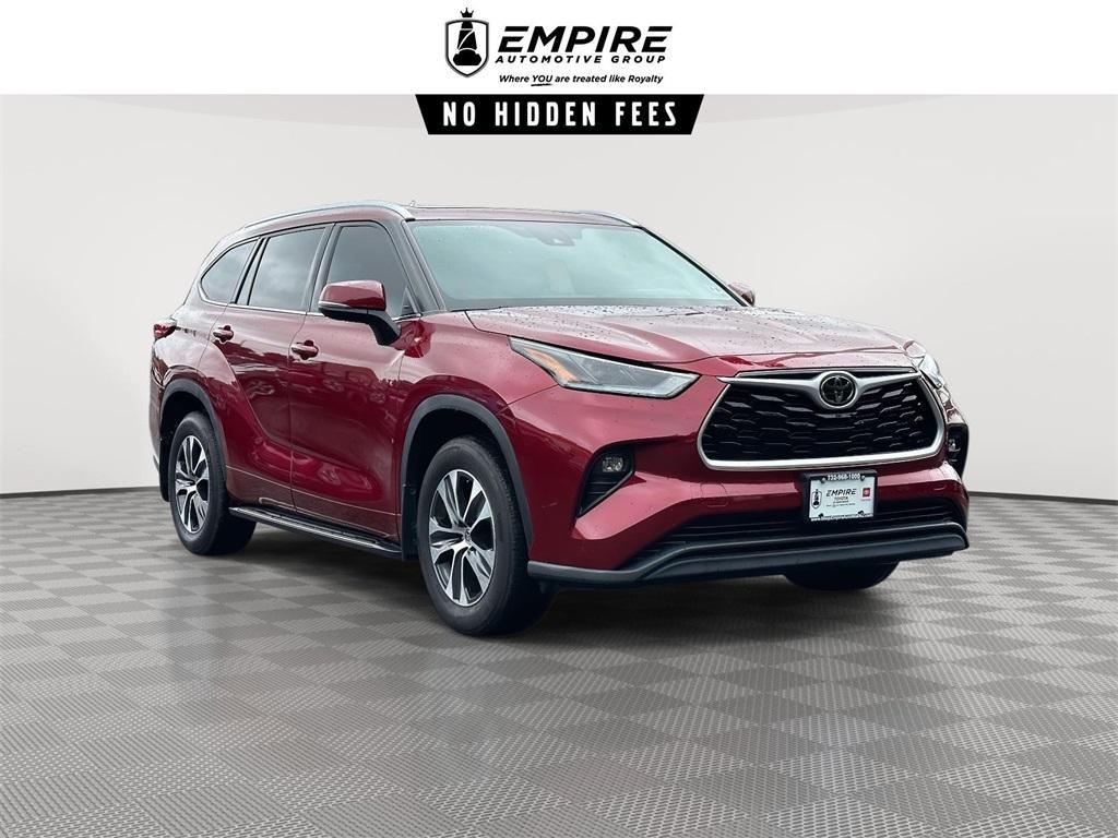 used 2021 Toyota Highlander car, priced at $35,850
