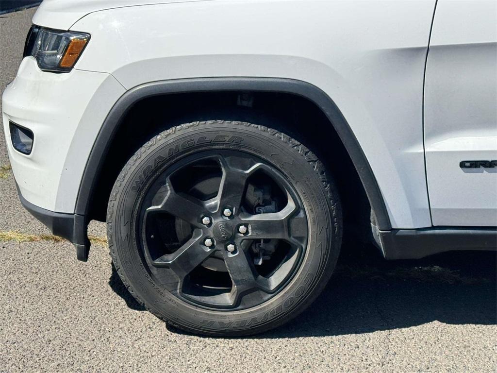 used 2018 Jeep Grand Cherokee car, priced at $16,999