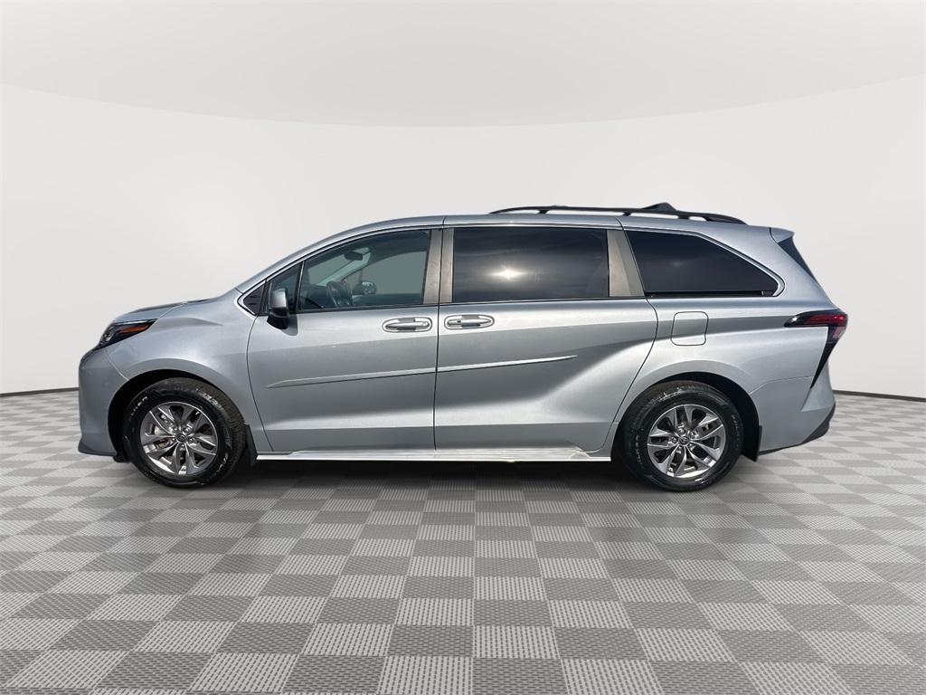 used 2022 Toyota Sienna car, priced at $36,720