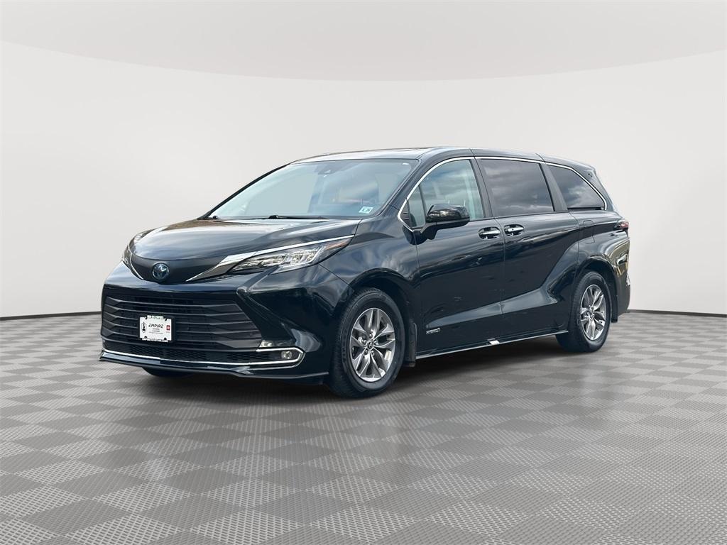used 2021 Toyota Sienna car, priced at $28,516