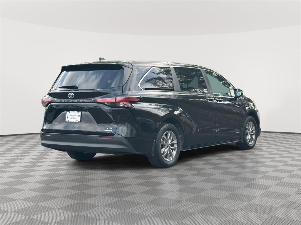 used 2021 Toyota Sienna car, priced at $28,516