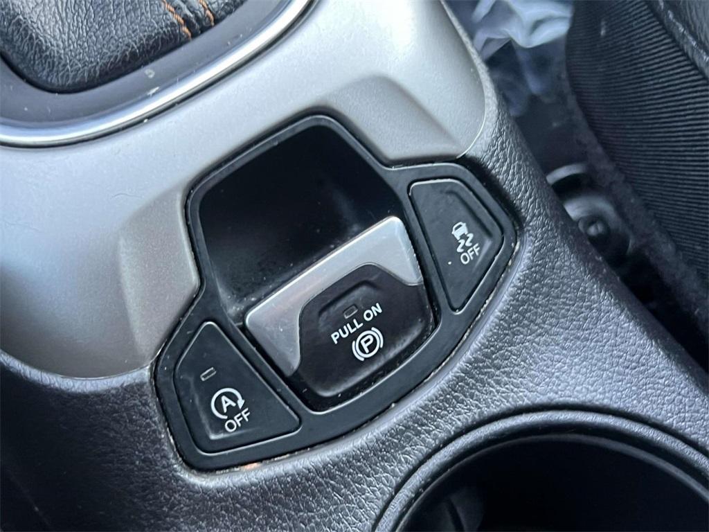 used 2019 Jeep Compass car, priced at $15,714