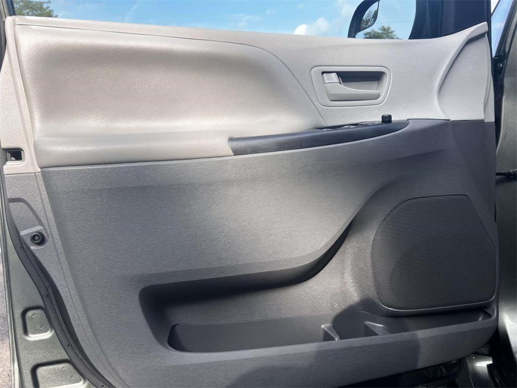 used 2020 Toyota Sienna car, priced at $21,307