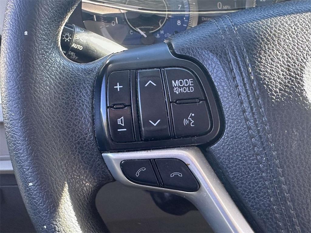 used 2018 Toyota Sienna car, priced at $21,290