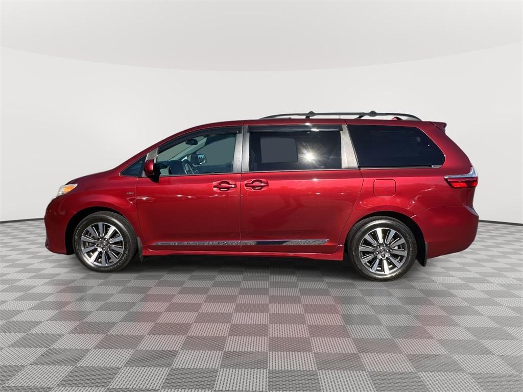 used 2018 Toyota Sienna car, priced at $21,290