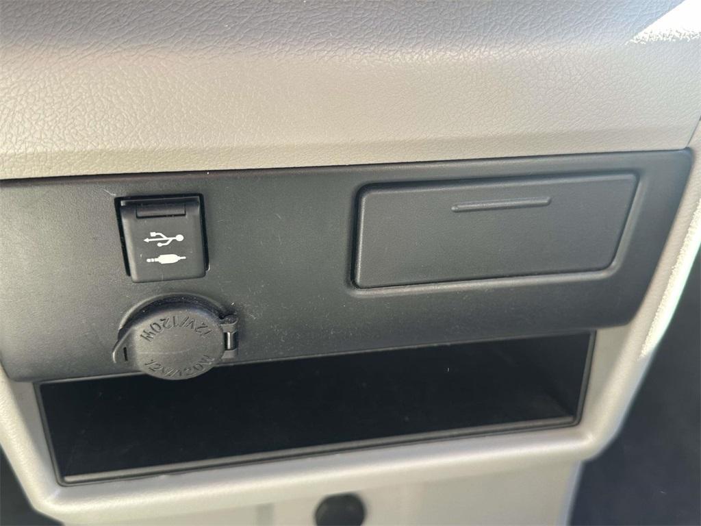 used 2018 Toyota Sienna car, priced at $21,290