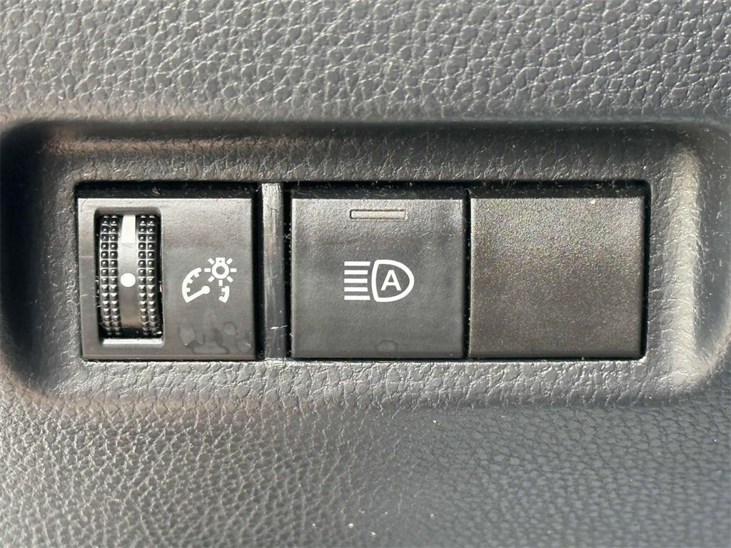 used 2020 Toyota RAV4 Hybrid car, priced at $29,324
