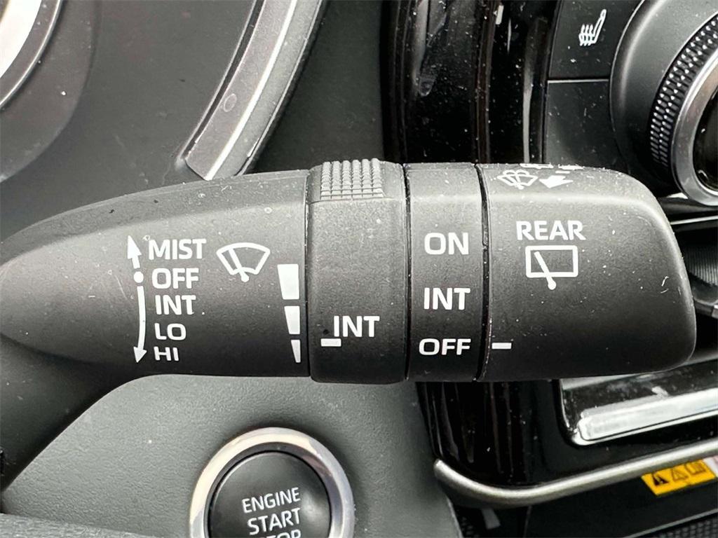 used 2024 Toyota Highlander car, priced at $35,975