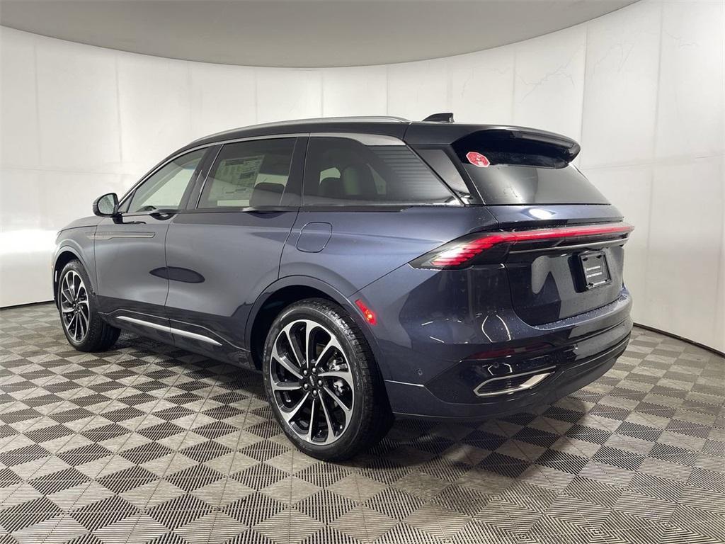 new 2024 Lincoln Nautilus car, priced at $76,595