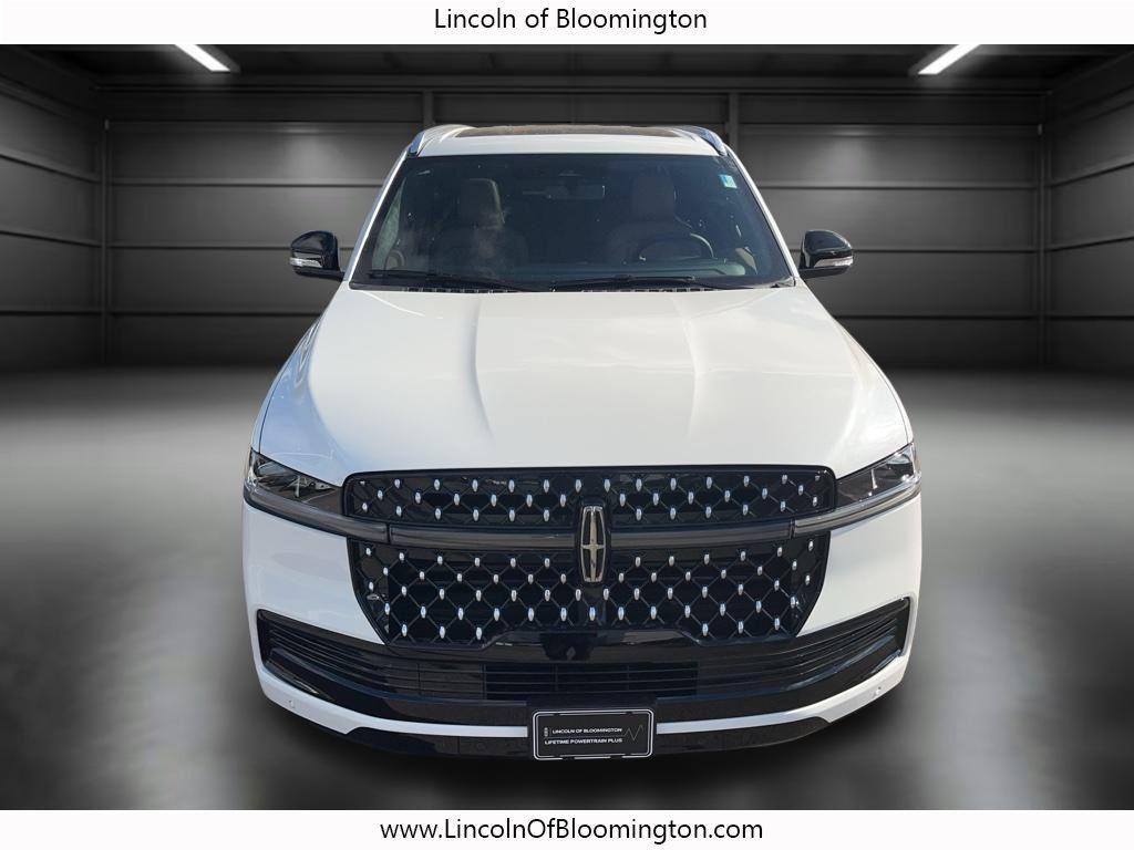 new 2025 Lincoln Navigator car, priced at $122,585