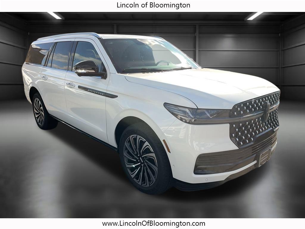 new 2025 Lincoln Navigator car, priced at $122,585