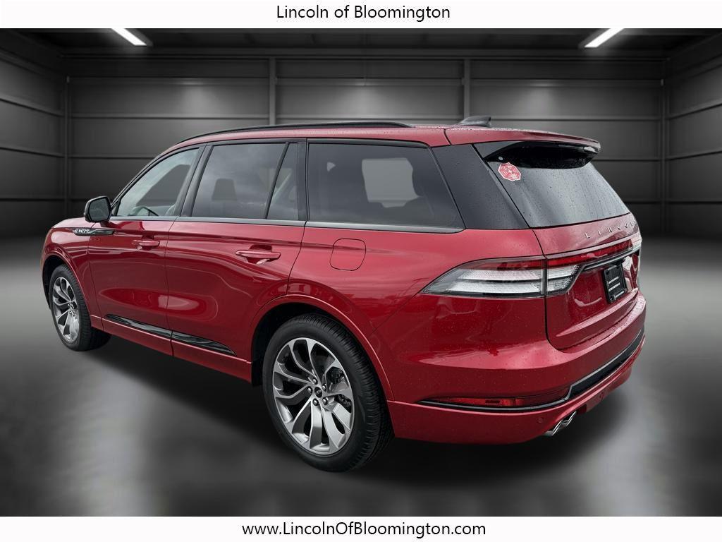 new 2025 Lincoln Aviator car, priced at $63,718