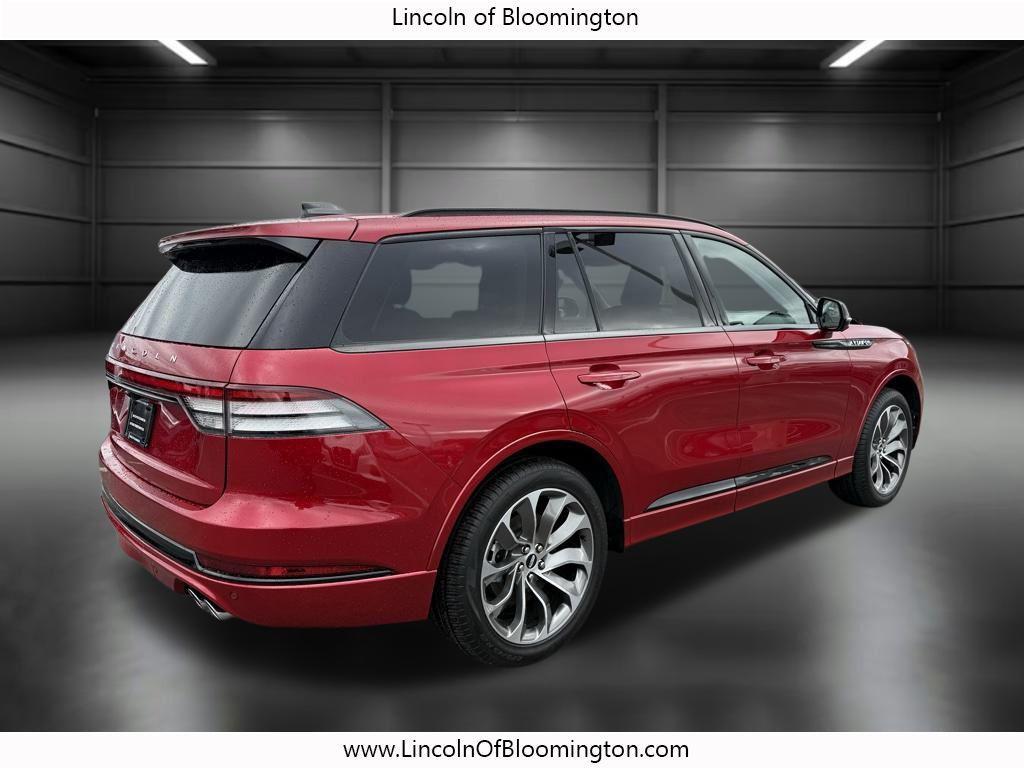 new 2025 Lincoln Aviator car, priced at $63,718