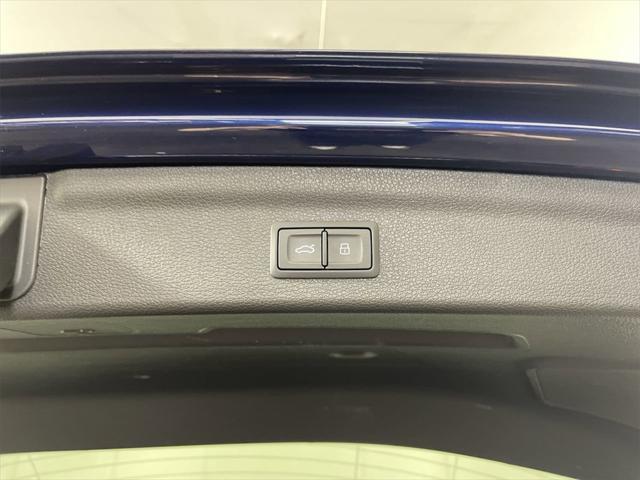 used 2024 Audi Q3 car, priced at $27,958