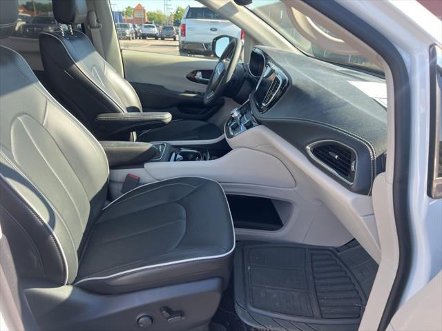used 2024 Chrysler Pacifica car, priced at $47,991
