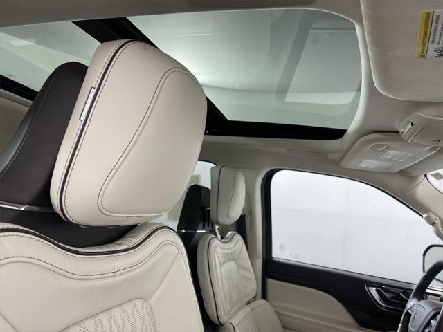used 2022 Lincoln Navigator car, priced at $58,791
