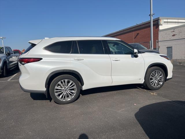 used 2023 Toyota Highlander Hybrid car, priced at $52,999